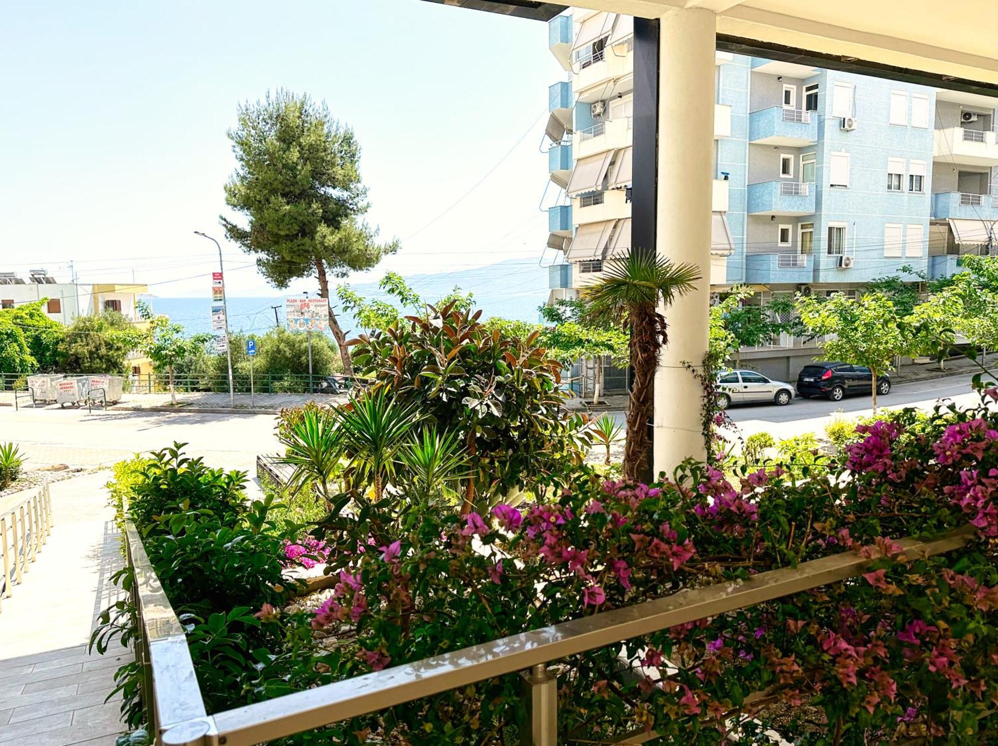 Kay Apartment Saranda Terraces エクステリア 写真